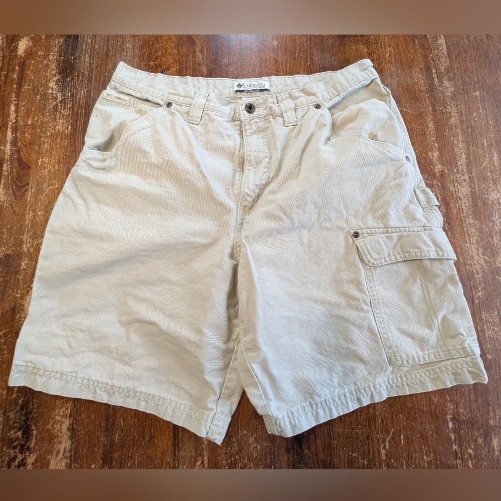 Columbia Khaki Cargo Shorts Casual Outdoors Hiking 100% Cotton Mens 36 Used